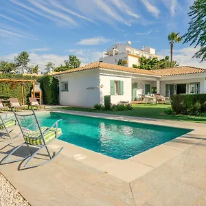 En Artola&friends Villa Marbella
